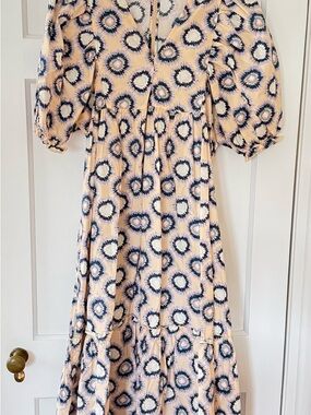 HUNTER BELL Peach Maxi Dress with Navy and White Sunburst Print